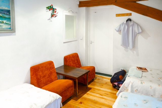 dormitory-room-doma.jpg